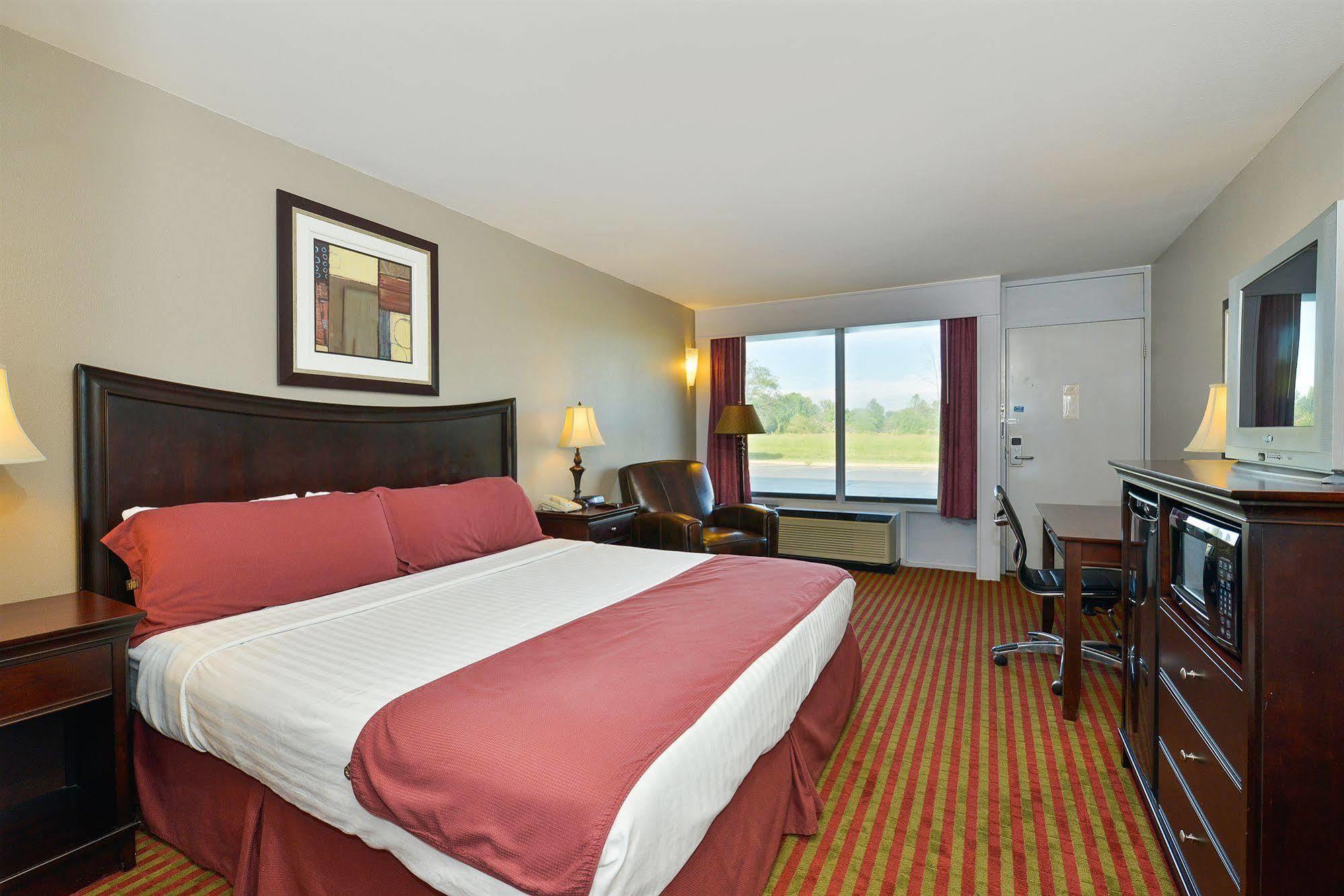 Days Inn By Wyndham Pittsburg Ks Exterior foto